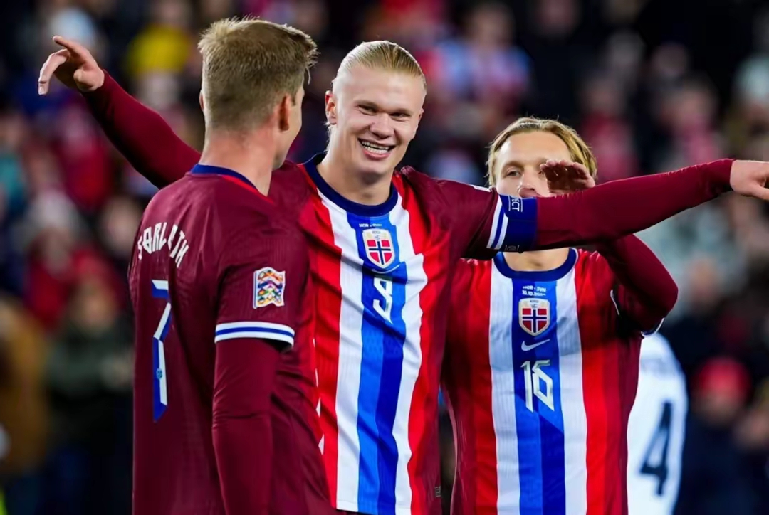 包含欧联冲刺阶段再迎强敌；波尔图外线爆发；主帅态度：管理层满意；球队文化再被提及的词条