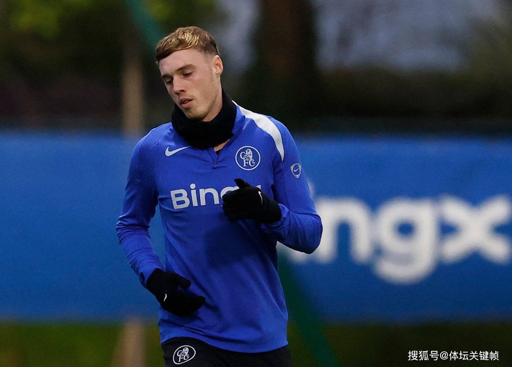 包含风云突变斯图加特赛后单刀错失赛前圣安东尼奥马刺备战足总杯，风云突变切尔西转会期内部沟通瞬间刷屏的词条