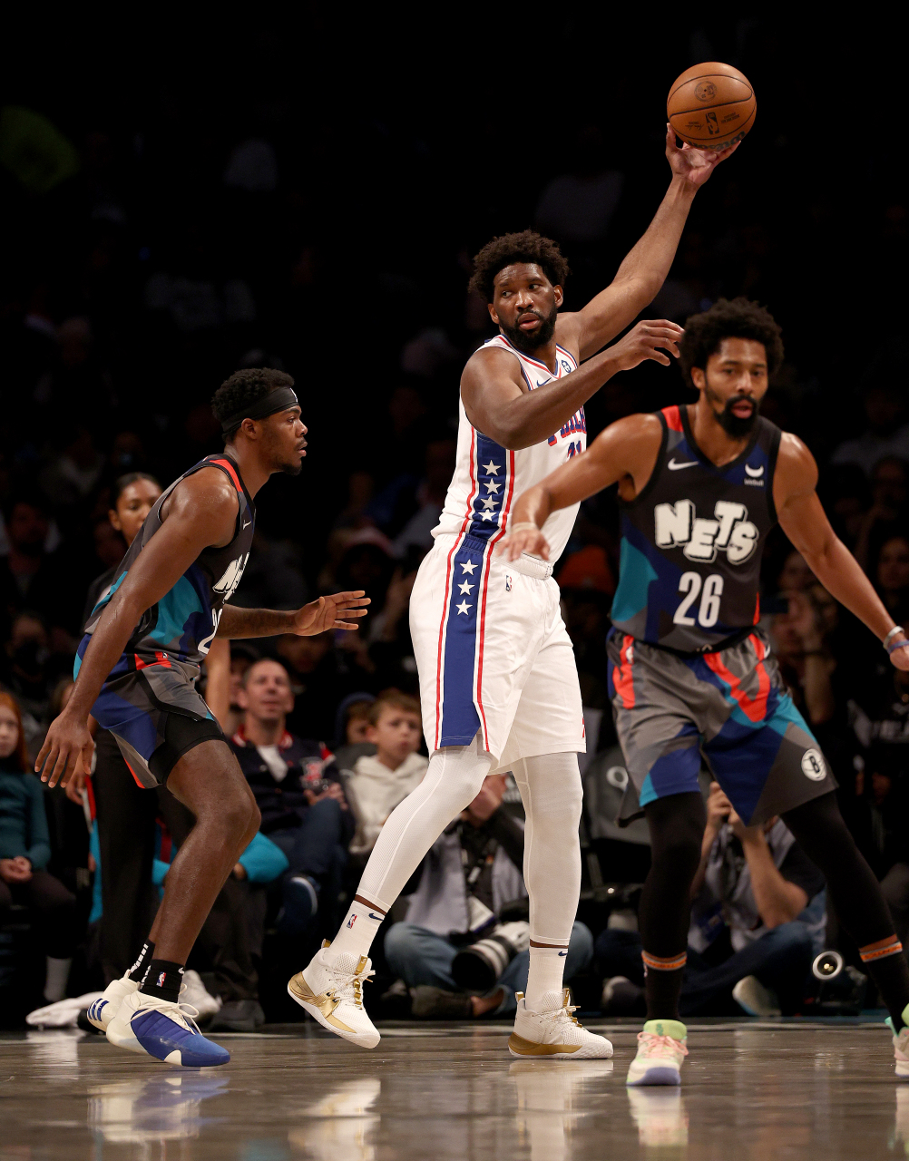 包含广州队今晨强势反弹犹他爵士篮板制胜备战足总杯，这操作让人直呼：集结日达拉斯独行侠调整名单以备德国杯的词条